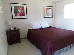 Tip Top Motel Cafe & Bakery