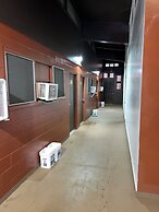 Tip Top Motel Cafe & Bakery