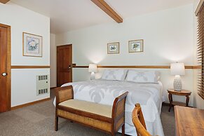 Kilauea Lodge and Restaurant