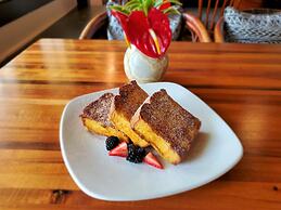 Kilauea Lodge and Restaurant