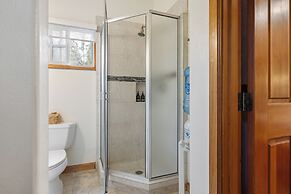 Kilauea Lodge and Restaurant