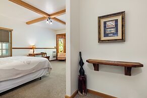 Kilauea Lodge and Restaurant