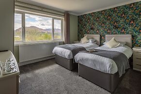 Braeburn Guest House / B&B