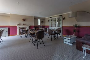 Braeburn Guest House / B&B