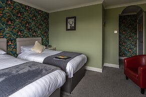 Braeburn Guest House / B&B