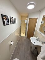 Braeburn Guest House / B&B