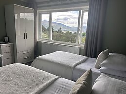 Braeburn Guest House / B&B