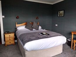 Braeburn Guest House / B&B