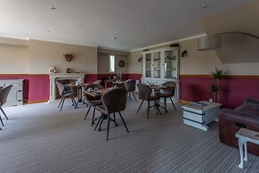 Braeburn Guest House / B&B