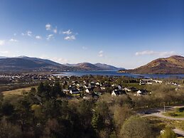 Braeburn Guest House / B&B