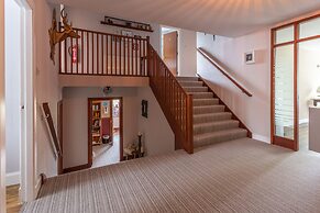 Braeburn Guest House / B&B