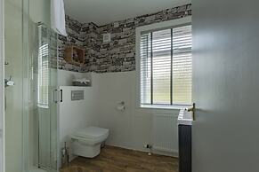 Braeburn Guest House / B&B