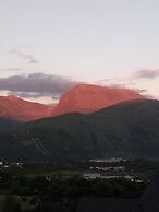 Braeburn Guest House / B&B