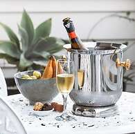 Shutters by the Sea Kiama