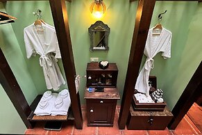 Old Capital Bike Inn