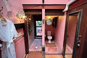 Old Capital Bike Inn