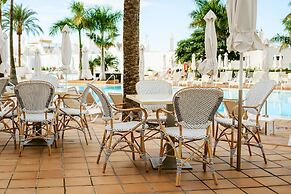 Sunprime Atlantic View Suite & Spa