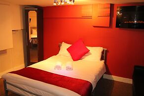 London Olympus Hotel Nirvana