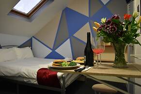 London Olympus Hotel Nirvana