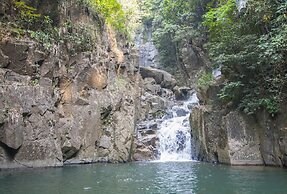 Chatrium Golf Resort Soi Dao Chanthaburi