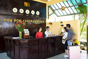 Hon Rom Central Beach Resort