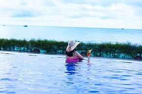 Hon Rom Central Beach Resort