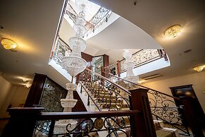 Hotel President Solin