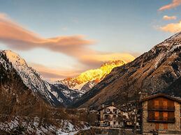 Hotel Les Montagnards