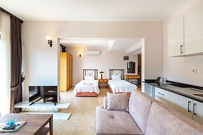 Kulube Hotel