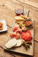 Hyatt Place Cleveland / Westlake / Crocker Park