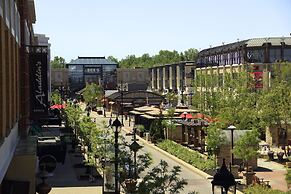 Hyatt Place Cleveland / Westlake / Crocker Park