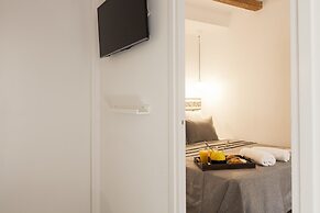 Aspasios Charming Flats