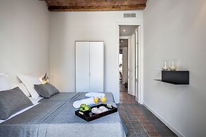 Aspasios Charming Flats