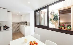 Aspasios Charming Flats