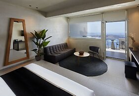 Damigos Caldera World