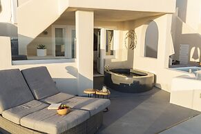 Damigos Caldera World