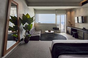 Damigos Caldera World