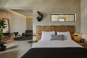 Damigos Caldera World