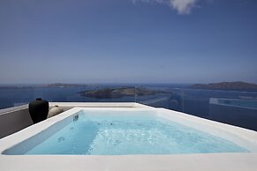 Damigos Caldera World