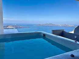 Damigos Caldera World