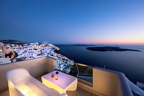 Damigos Caldera World