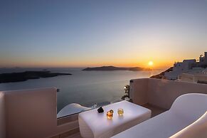 Damigos Caldera World