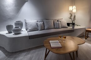 Damigos Caldera World