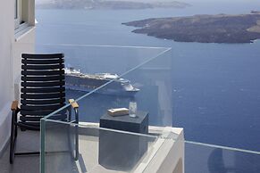 Damigos Caldera World