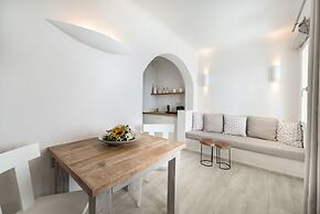 Damigos Caldera World