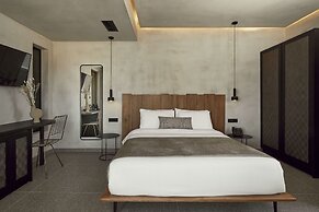 Damigos Caldera World