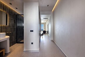 Damigos Caldera World