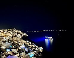 Damigos Caldera World