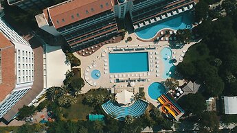 Batihan Beach Resort & Spa