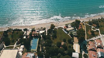 Batihan Beach Resort & Spa